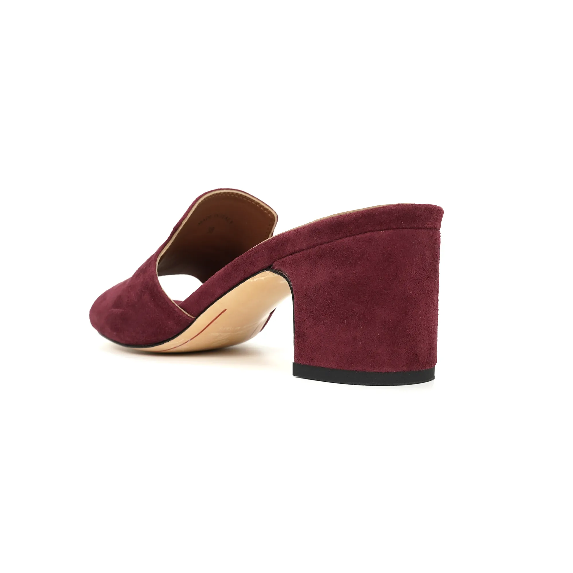 👟👟Ex-factory price 440👟👟 Genuine leather sole +30 suede sheepskin slippers with a strap decorated with Loro Piana My Charms charms and decorated with tone-on-tone stitching. Sophisticated and feminine, it pairs well with both city and resort looks. For those looking for an elegant upgrade, the summer glamor slipper is known for its slim open-back silhouette. size: 35-44 (custom-made sizes 43 and 44 are non-returnable) Upper: imported suede sheep leather (sheep), cowhide ostrich pattern, cowhide snake pattern Lining: imported high-grade mixed sheep silk Heel height: 5.5CM